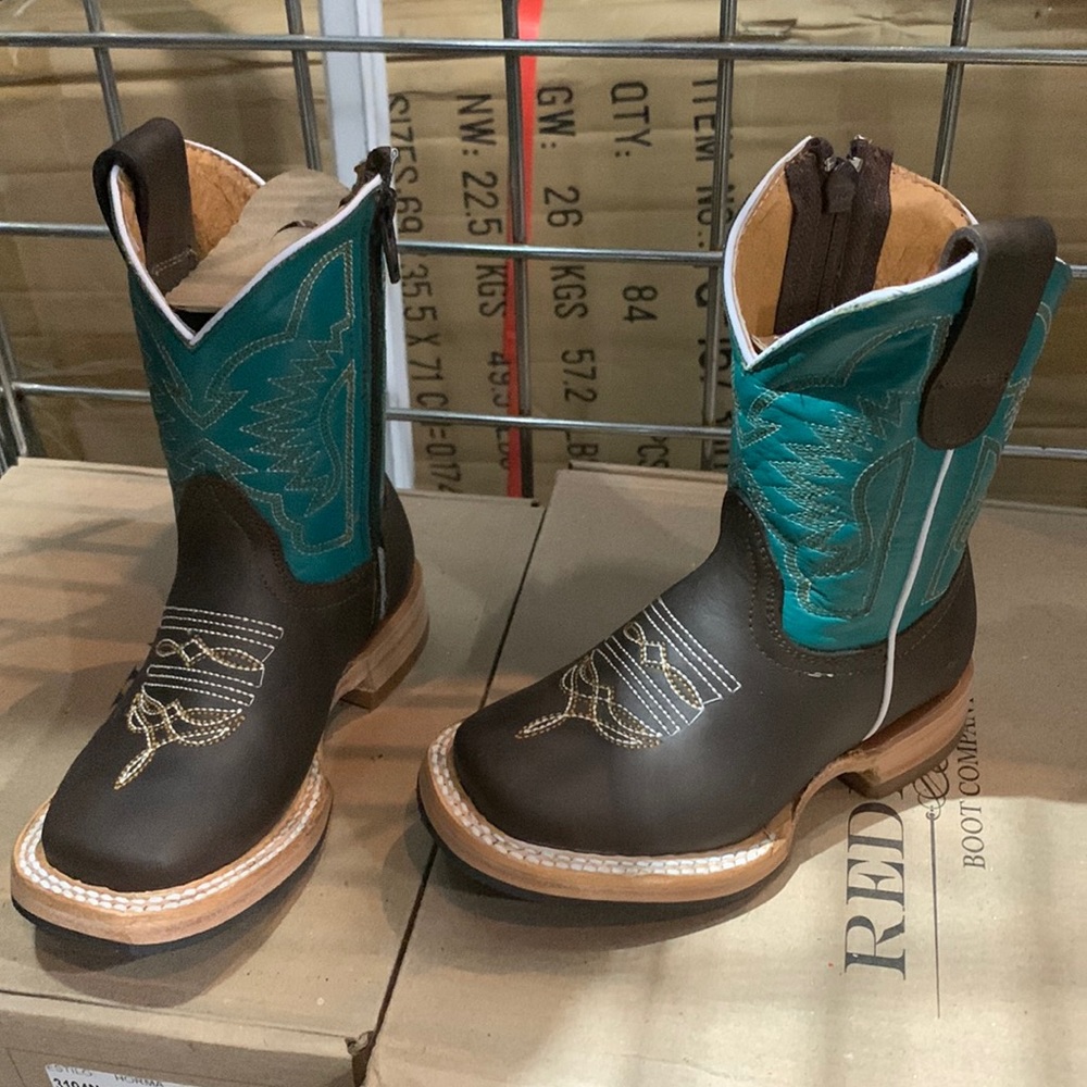 Non slip leather kids/toddler boots
